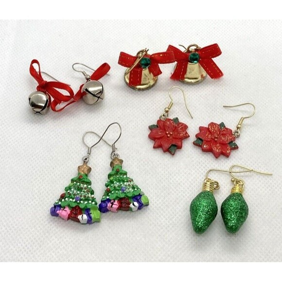 Vintage - Now Lot 5 Pairs Pierced Christmas Earrings Bell Tree Bow Bulb Flower - Picture 1 of 11